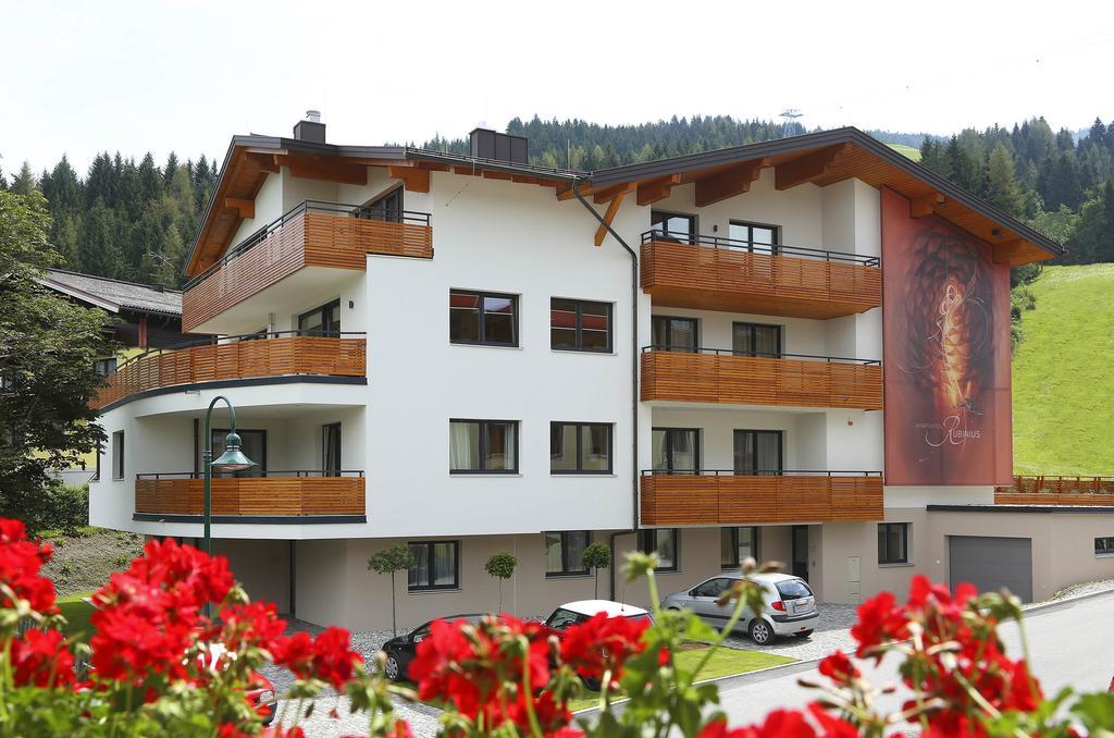 Aparthotel Rubinius Wagrain Exteriör bild